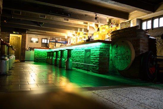 Zetor bar