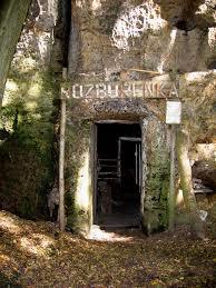 Jeskyně Rozbořenka
